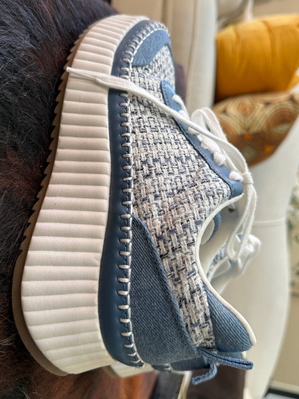 Universal Thread Platform Sneakers - Sz 8.5 *Like New* - Picture 4 of 7